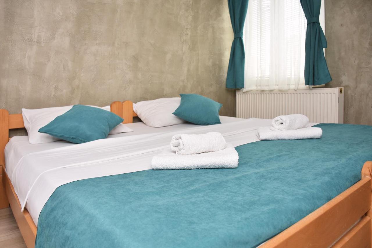 Guest House Villa Mir Kragujevac Eksteriør billede