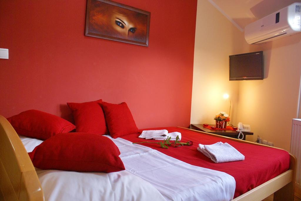 Guest House Villa Mir Kragujevac Værelse billede